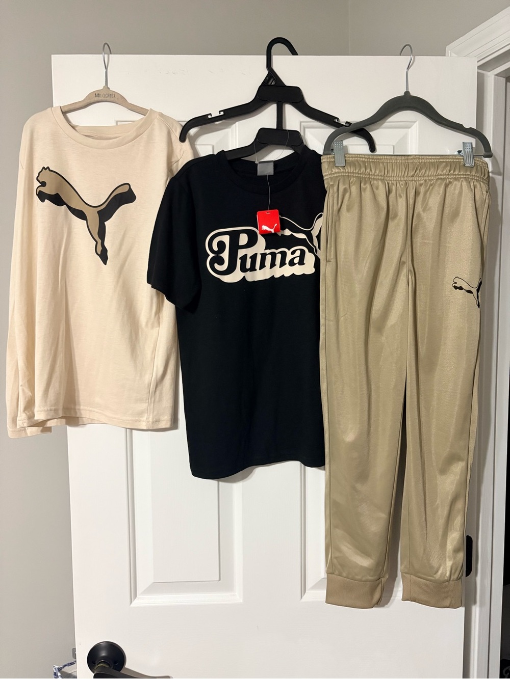 Puma Kids 3-Piece Set in Black, Gold, Cream and Tan